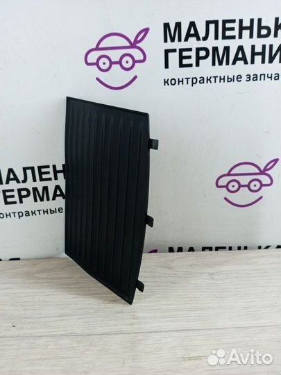 Коврик подстаканника BMW M5 F90 2019 51169383667