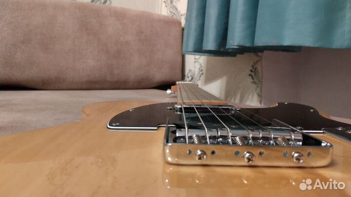 Электрогитара в виде Fender Telecaster Rockdale