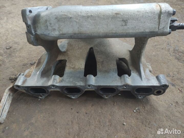 Коллектор впускной Daewoo Nexia