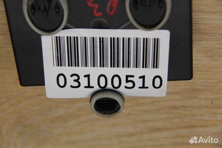 Блок комфорта задней правой двери Audi Q3 8U 2012