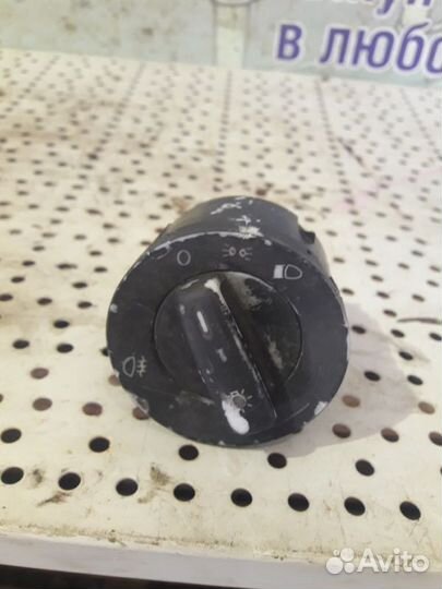 Блок управления светом Volkswagen Passat