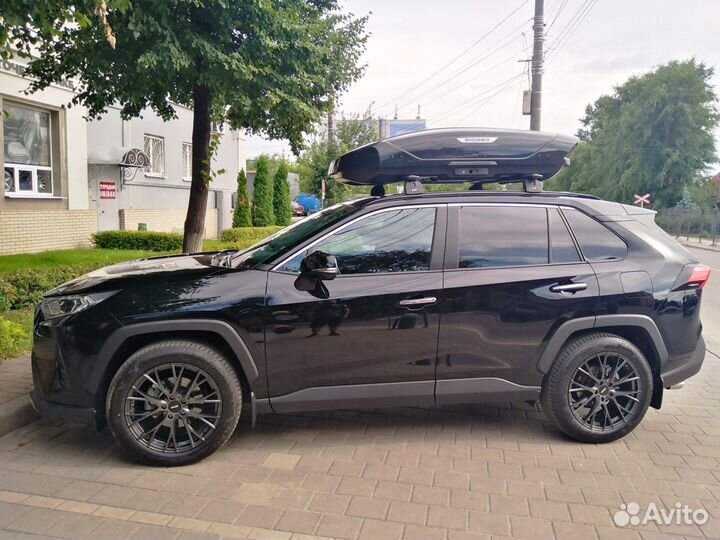 Автобокс Broomer черный глянец на Rav-4