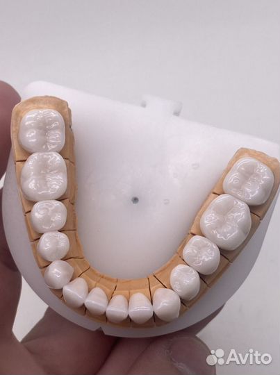 Зуботехнические услуги лаборатории