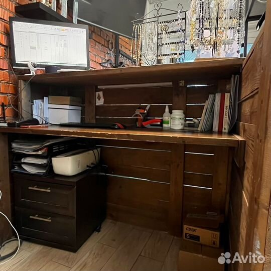 Ресепшн бу в стиле лофт