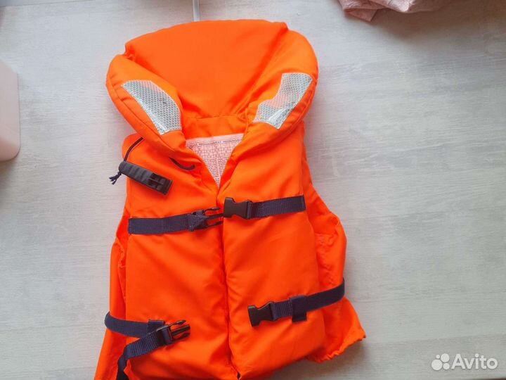 Жилет для плавания детский