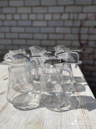 Графины Кувшины со стейнером 16 штук