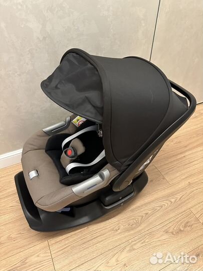 Автокресло Inglesina Cab с базой