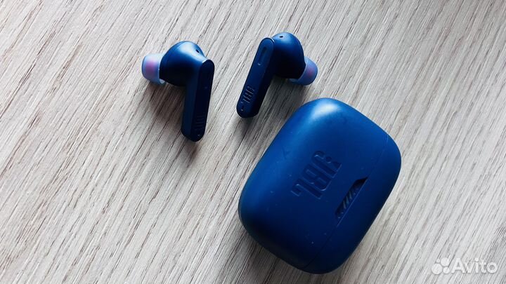 Беспроводные наушники JBL Tune 230 NC