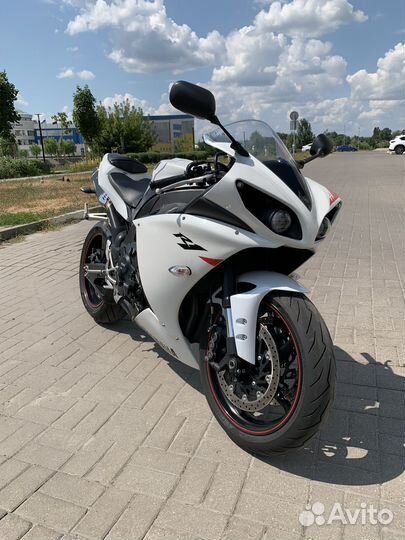 Yamaha YZF-R1 2011