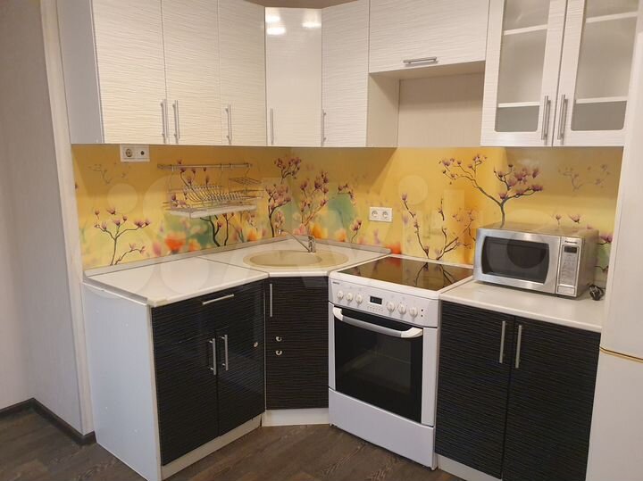 2-к. квартира, 54 м², 16/17 эт.