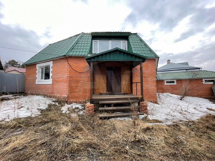 Дом 170 м² на участке 6 сот.