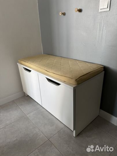 Тумба в коридор