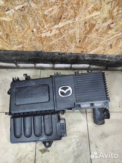 Корпус воздушного фильтра мазда 3 bk