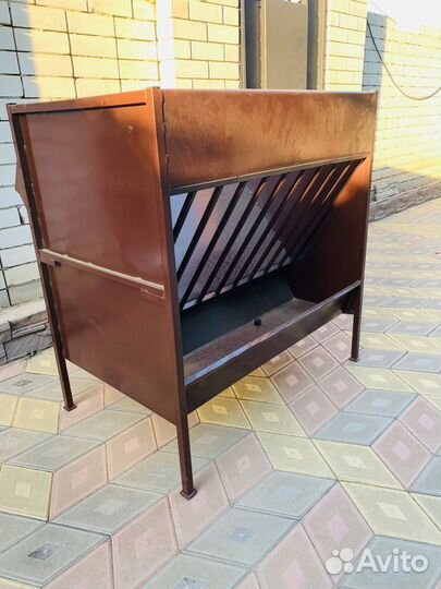 Кормушка для овец и коз