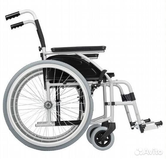 Кресло-коляска для инвалидов Base 160 складная