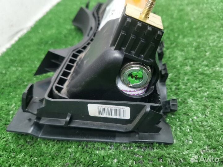 Подушка безопасности в колени Ford Mondeo 4 седан