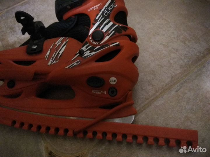 Коньки хоккейные