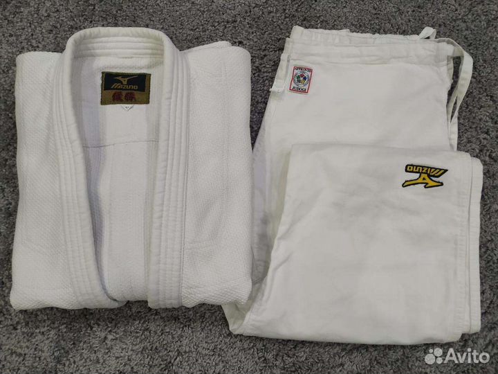 Кимоно для дзюдо Mizuno
