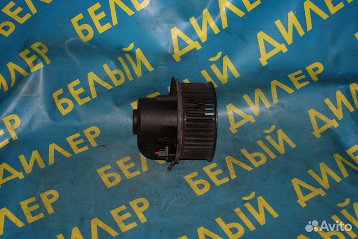 Моторчик отопителя Ford Mondeo 1