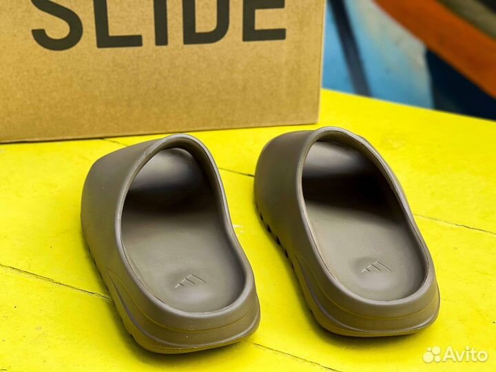 Шлепанцы Adidas Yeezy Slide