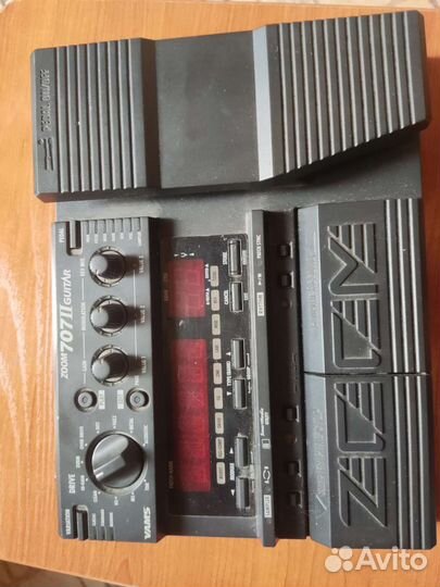 Гитарный процессор zoom 707 2