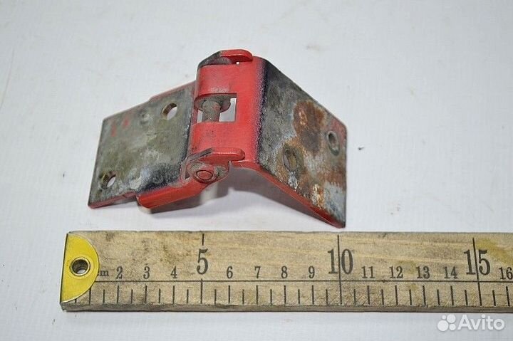 Петля люка бокового ящика кабины DAF XF105 (01.05)