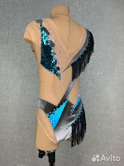 Костюм для художественной гимнастики 122