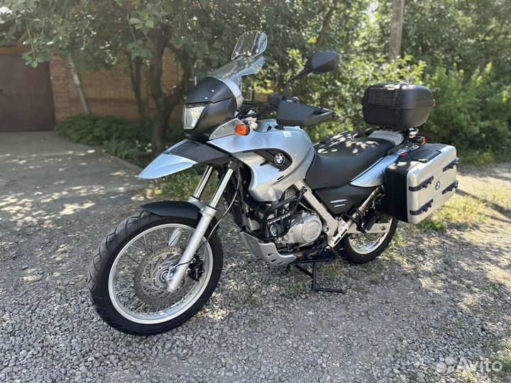 Мотоцикл BMW F650 GS в идеале с боковыми кофрами