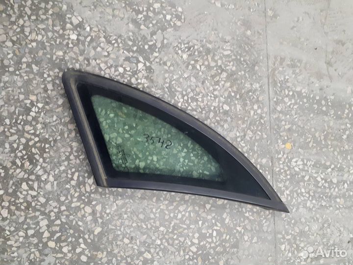 Стекло кузовное заднее левое Citroen C5 2001