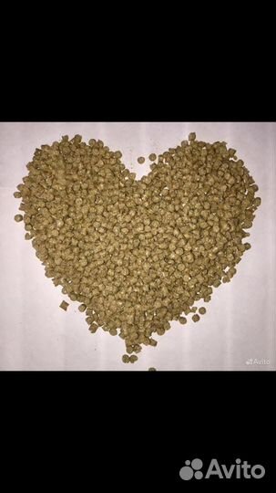 Комбикорм с сеном для кроликов, кур и коз