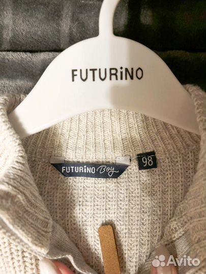Свитер на мальчика 98