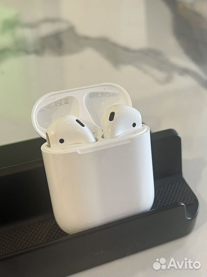 Наушники Apple Airpods 2