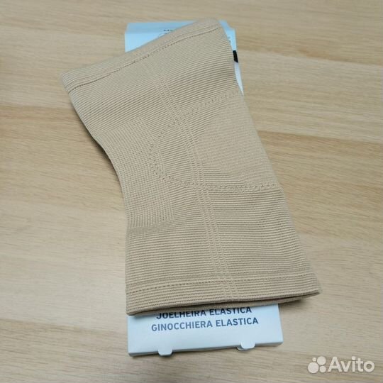 Эластичный коленный бандаж новый Orliman TN-210 /1