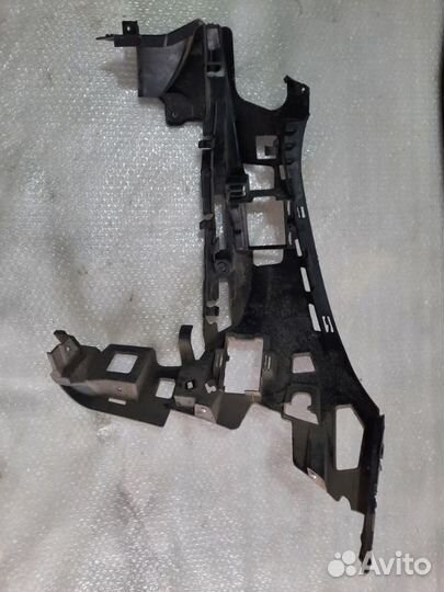 Скелет переднего бампера передний правый