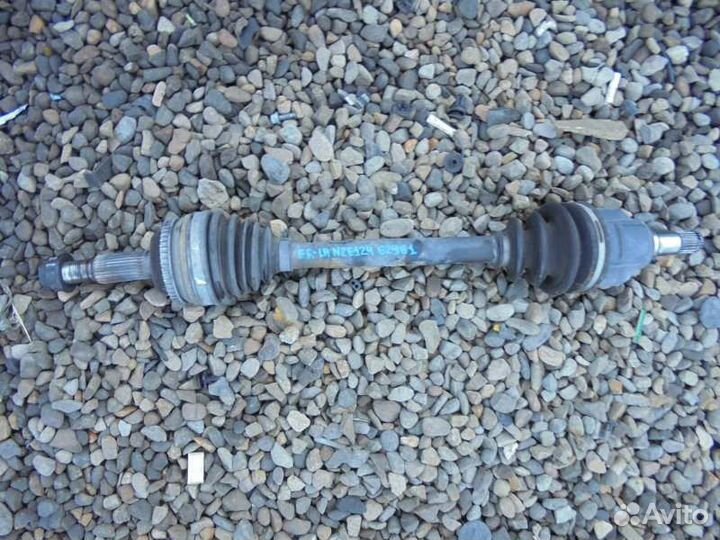 Привод передний левый Toyota Corolla Fielder