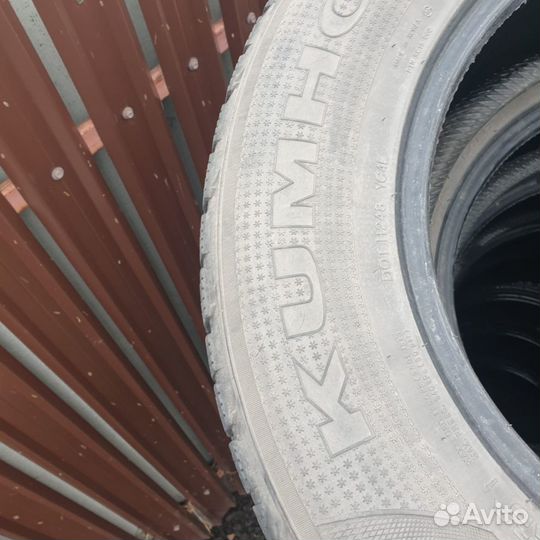 Kumho I'Zen RV Asymmetric 255/65 R17 114