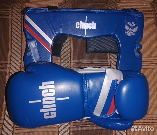 Боксерские перчатки