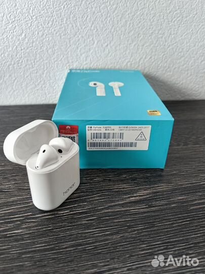 Беспроводные наушники honor flypods