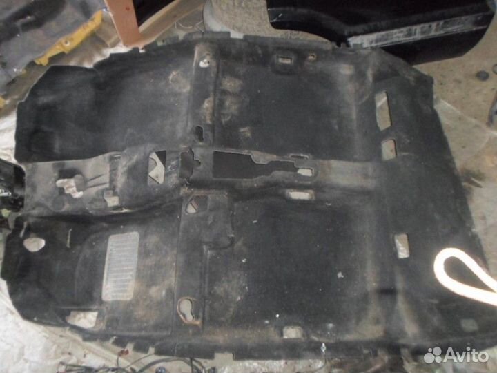 Покрытие напольное салона Ford Fusion 2002-2012