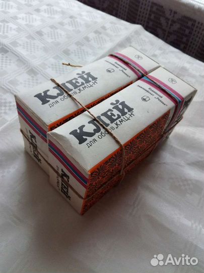 Обойный клей