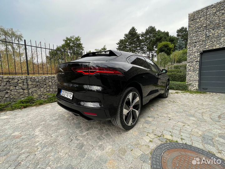 Разбирается Jaguar I-pace