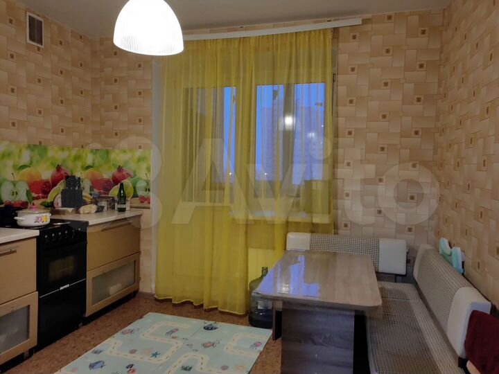 2-к. квартира, 67 м², 3/12 эт.