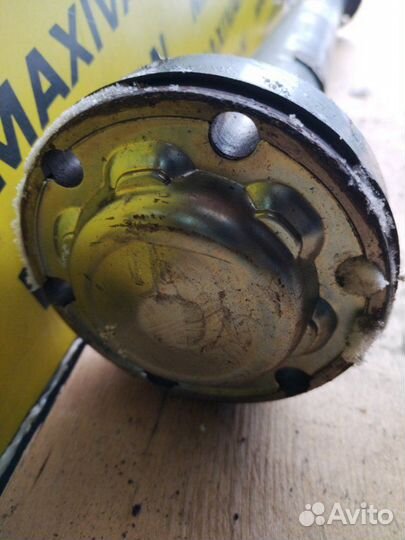 Карданный вал передний Audi Q7 4L BUG 3.0 2007