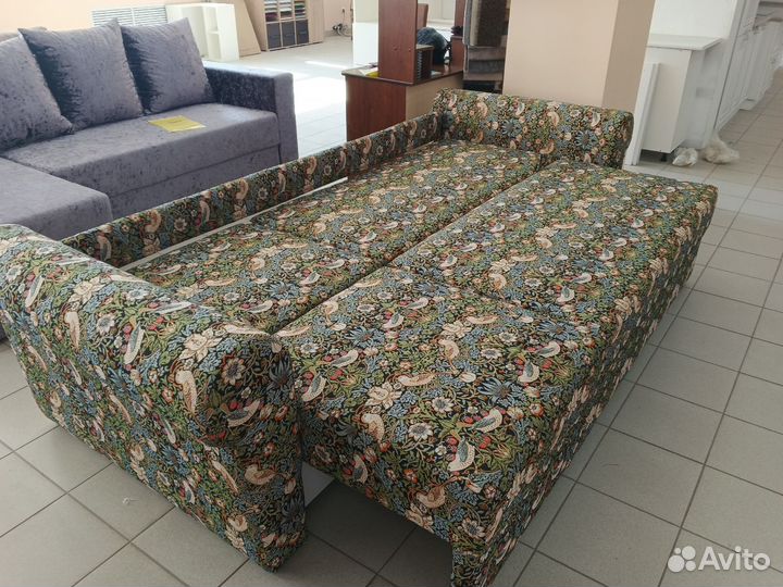 Диван на пружинном блоке