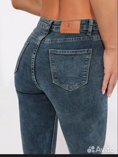 Джинсы Vitacci женские новые