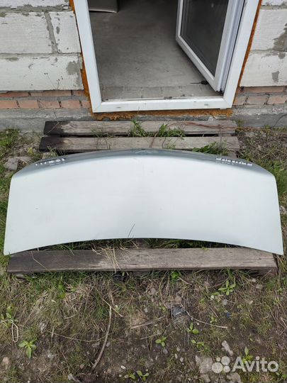 Крышка багажника renault logan