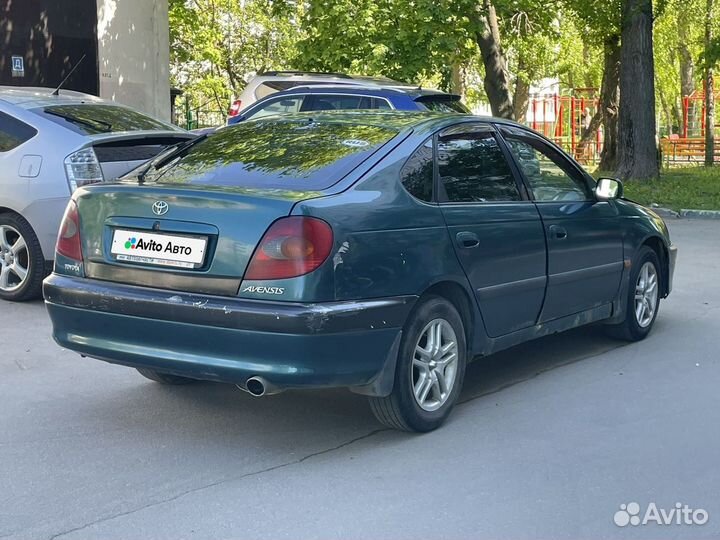 Toyota Avensis 2.0 AT, 1999, 560 000 км