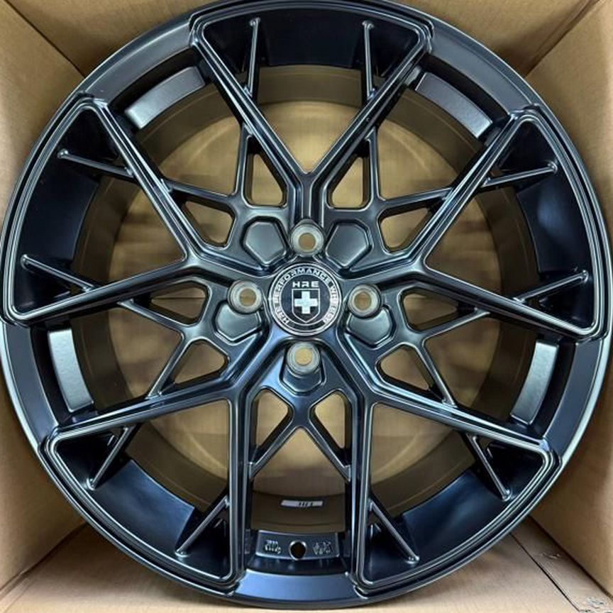 KoKo Kuture YF0432 : 8x18 5*108 Et:40 Dia:65,1 Matt Black