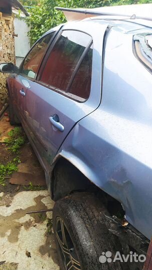 Renault laguna 2 2004 г. в. МКПП 1,8л