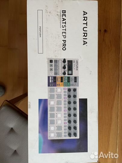 Midi контроллер Arturia BeatStep Pro